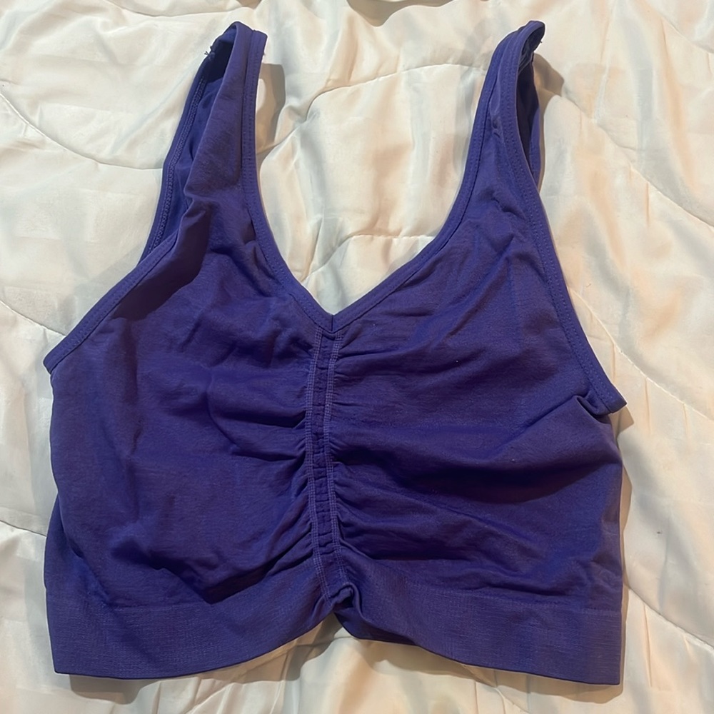 purple workout top